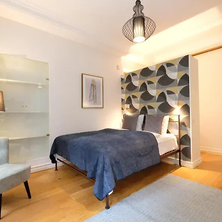 Apartment Studio + Parking *